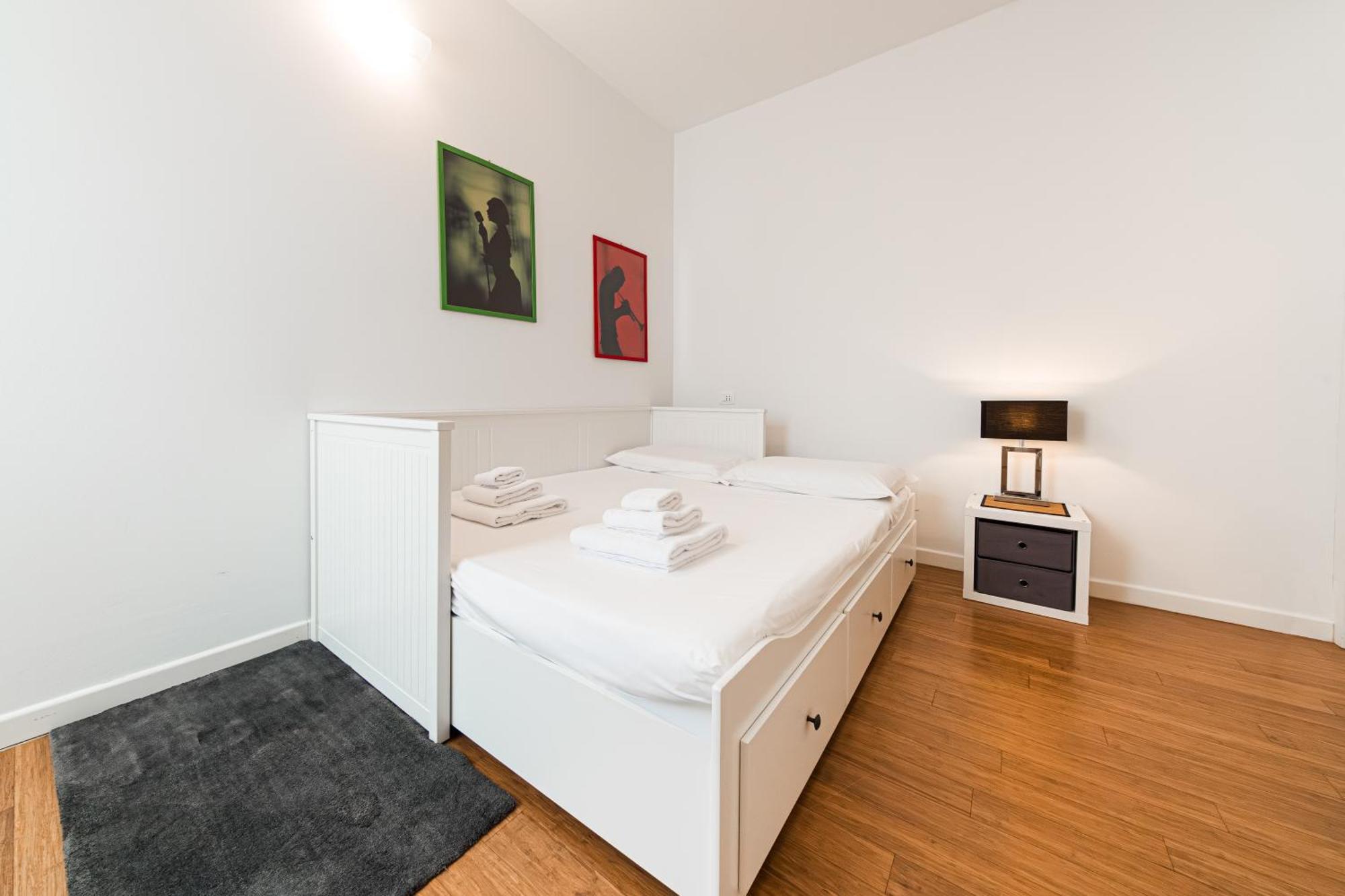 Nettuno Apartment - Private Garden In Bologna Center Zewnętrze zdjęcie
